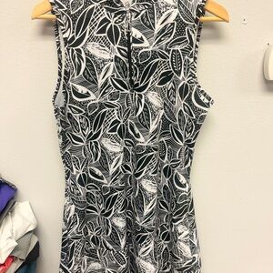 Sleeveless Black and White Leaf Print Golf Dress